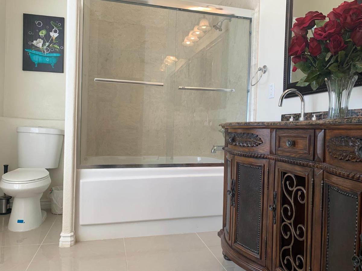 Luxhome Rooms In Mansion 리버사이드 외부 사진